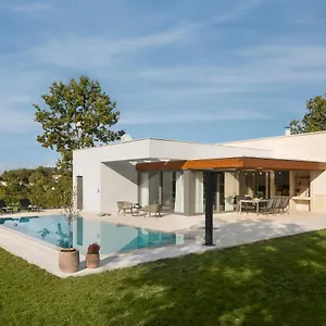 Eos Vila